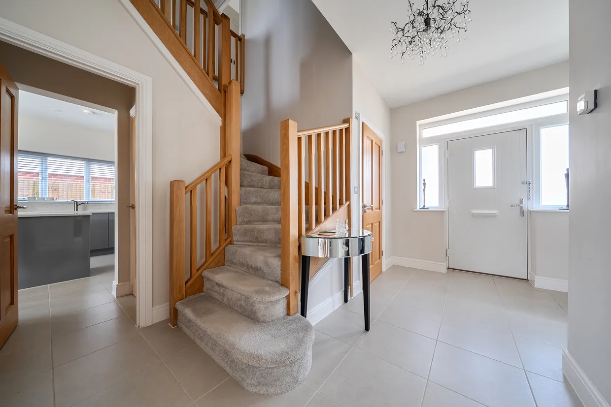 Hoadley Avenue, Burgess Hill, RH15 photo 8