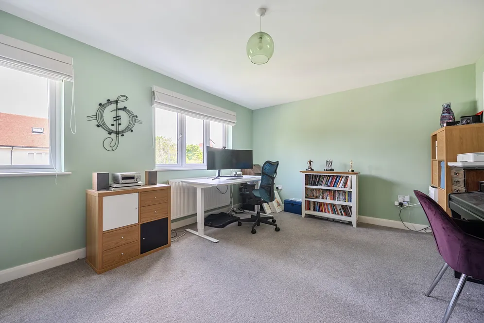 Claremont Road, Redhill, RH1 photo 9