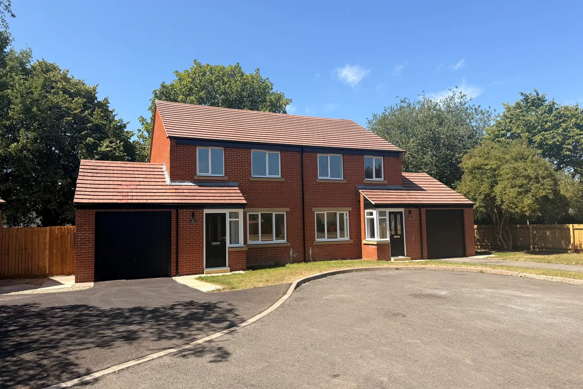 White Rose Close, Linton On Ouse, YORK