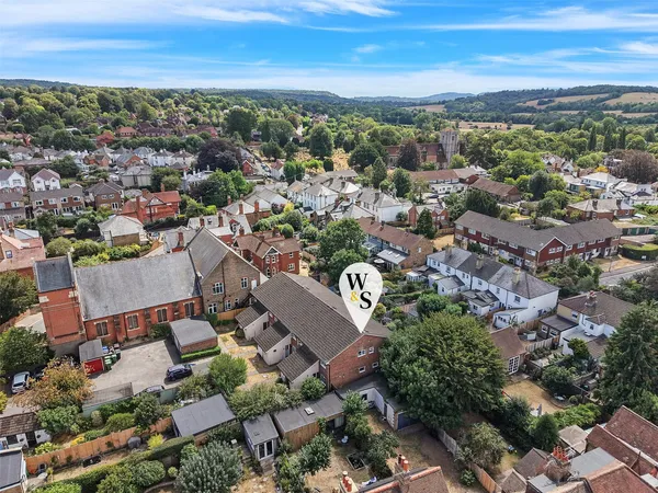 Owen Place, Leatherhead, Surrey, KT22