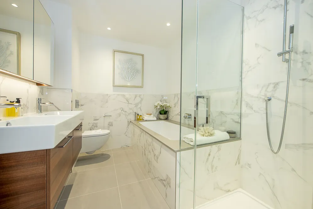 Broom Road, Teddington, TW11 photo 5