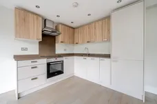 Furlong Road, Bourne End, SL8 photo 4