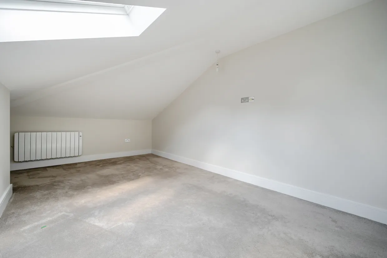 Furlong Road, Bourne End, SL8 photo 10