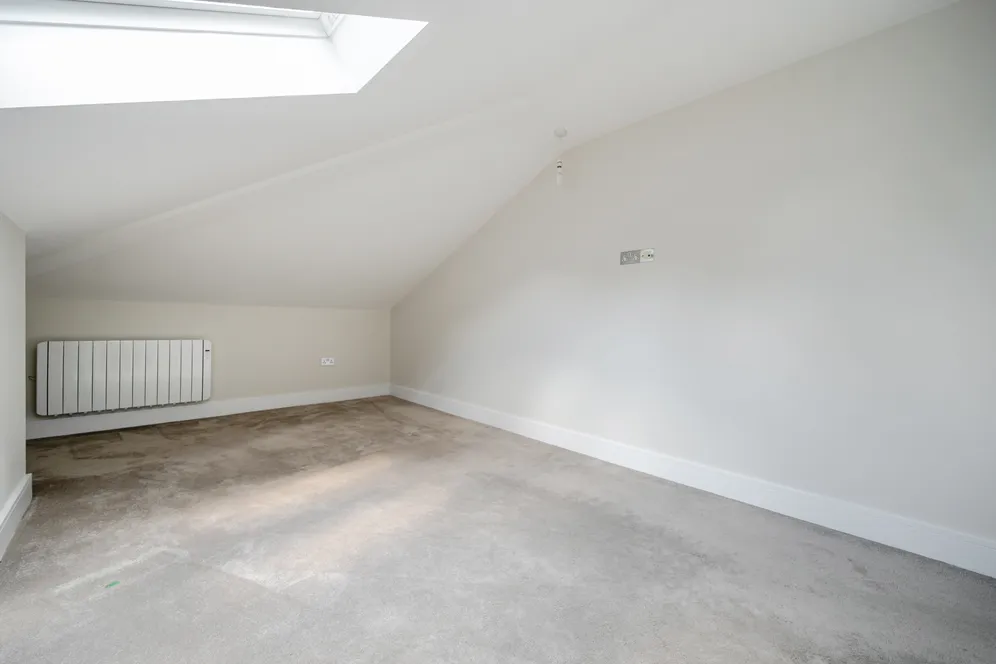 Furlong Road, Bourne End, SL8 photo 10