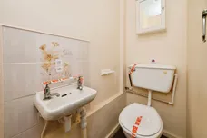 Macers Court, Broxbourne