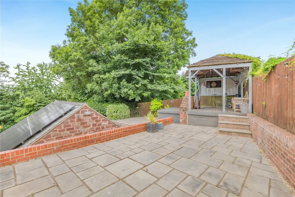 Property carousel item 14