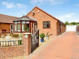 Broadwater Drive, Dunscroft, Doncaster photo