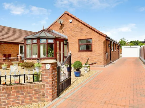 Broadwater Drive, Dunscroft, Doncasterphoto
