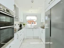 Broadwater Drive, Dunscroft, Doncaster thumb 2