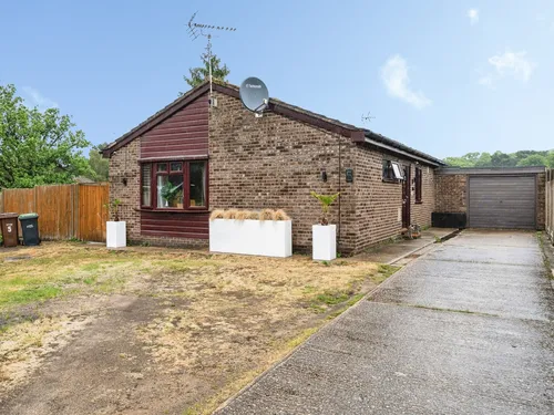 Stuart Close, Brandonphoto
