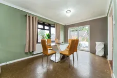 Stuart Close, Brandon