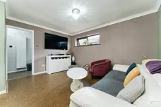 Stuart Close, Brandon