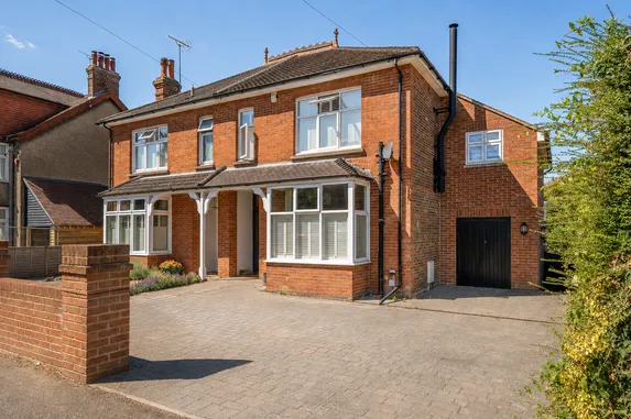 Haywards Road, Haywards Heath, RH16