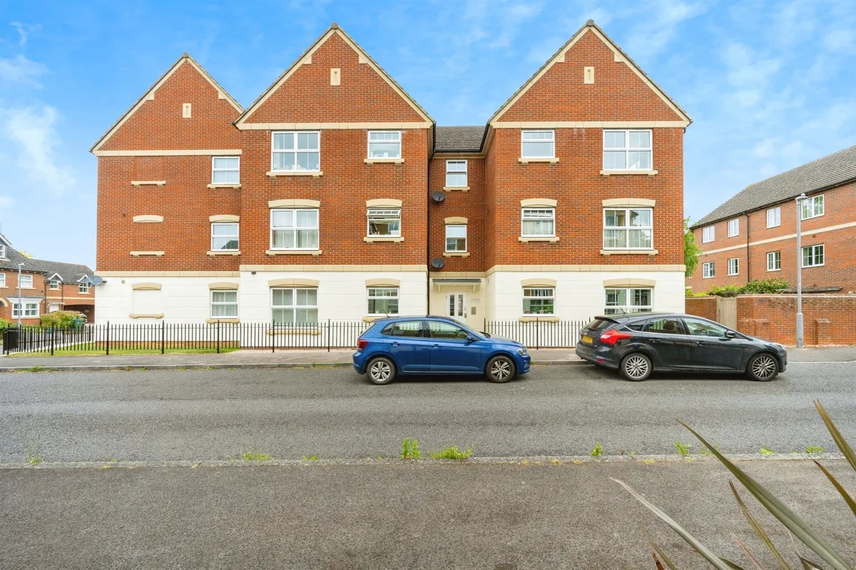Alder Road, Weston Turville, Aylesbury