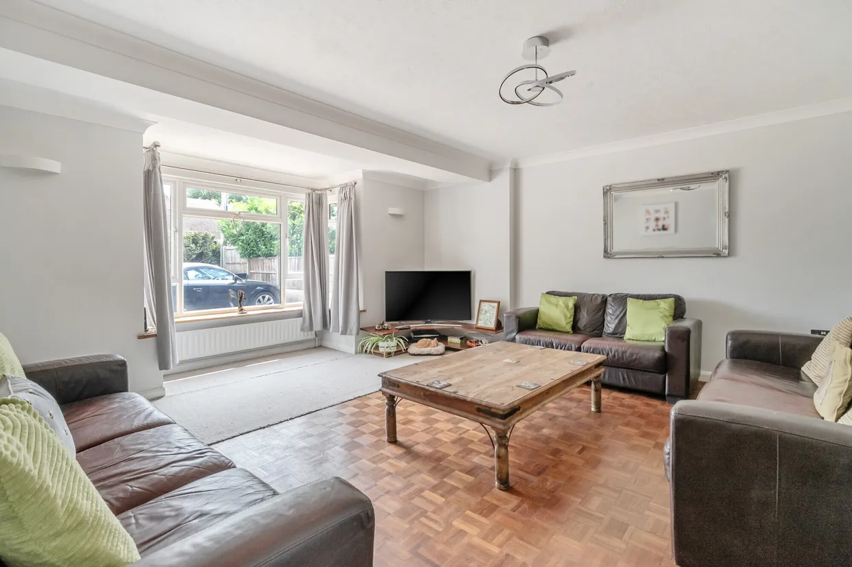 Ambleside Road, Lightwater, GU18 photo 3