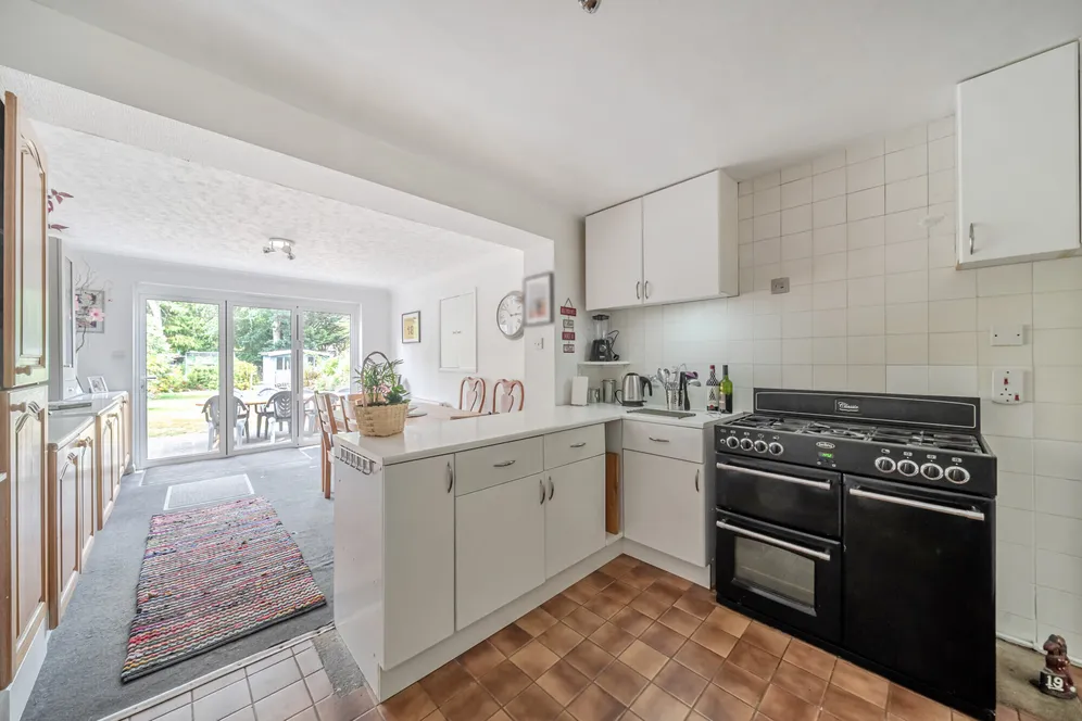 Ambleside Road, Lightwater, GU18 photo 5