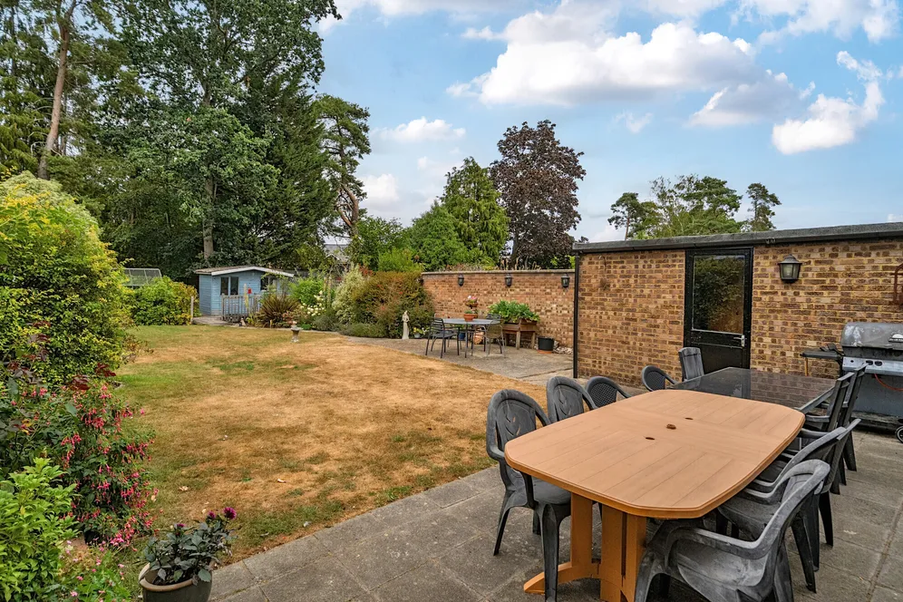 Ambleside Road, Lightwater, GU18 photo 7