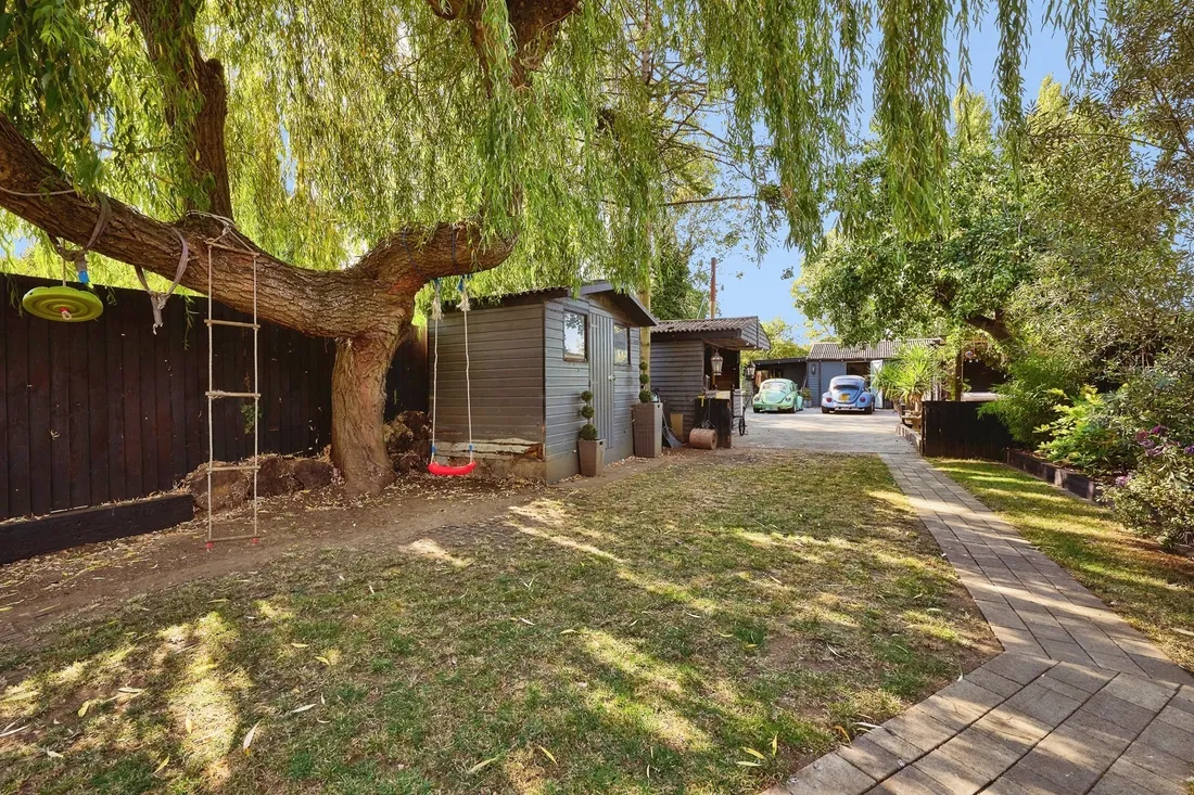 Property photo 11