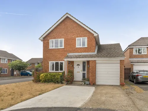 Bissley Drive, Maidenheadphoto