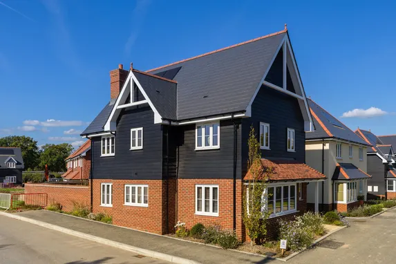 Sumners Fields, Horsham, RH13