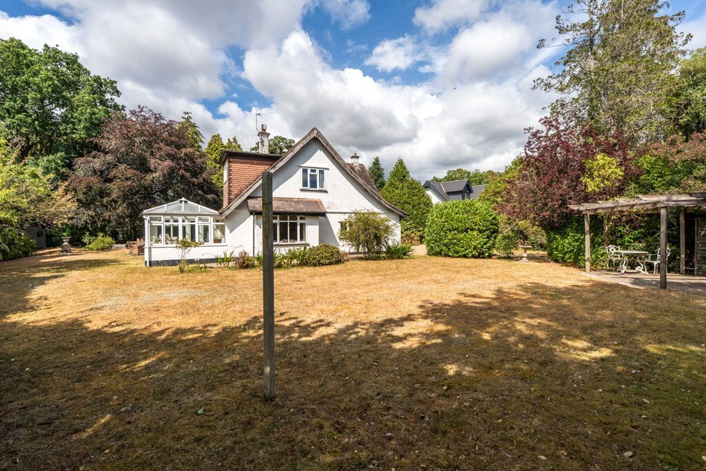 Riverside Road, West Moors, Ferndown, Dorset, BH22 Image 3