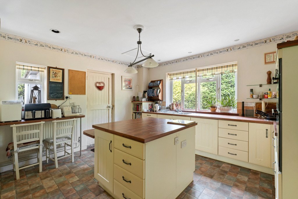 Riverside Road, West Moors, Ferndown, Dorset, BH22 Image 4