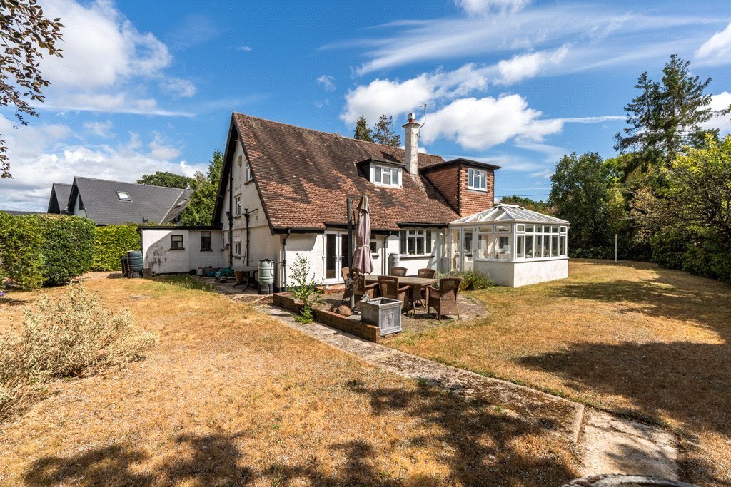 Riverside Road, West Moors, Ferndown, Dorset, BH22 Image 25