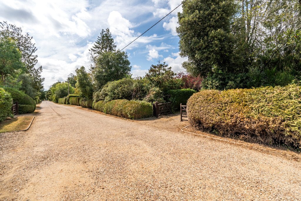 Riverside Road, West Moors, Ferndown, Dorset, BH22 Image 31