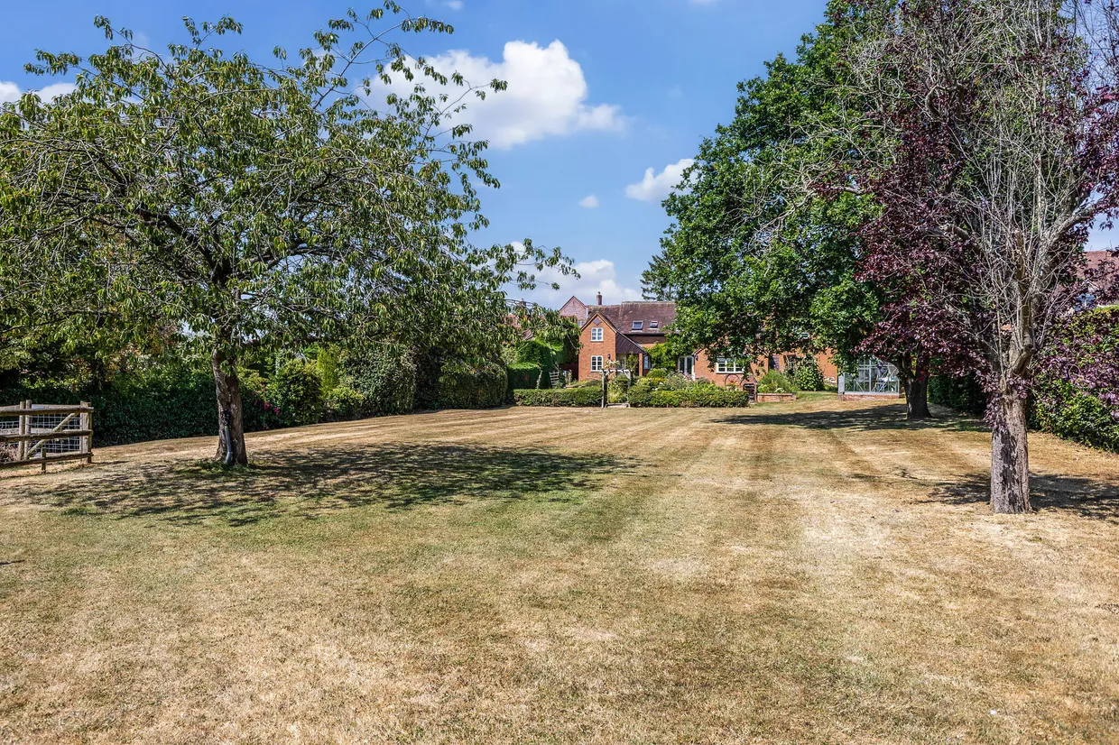 Langley, Stratford-Upon-Avon, CV37 photo 2