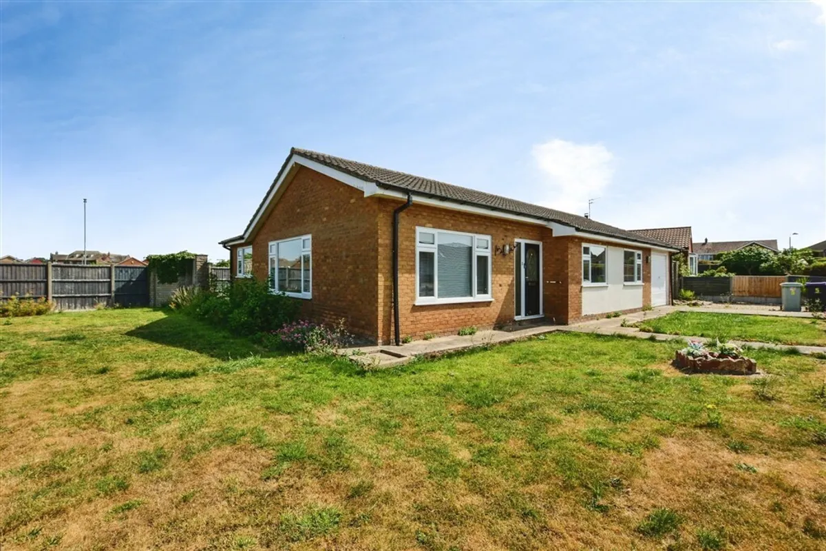Well Vale Drive, Chapel St. Leonards, SKEGNESS