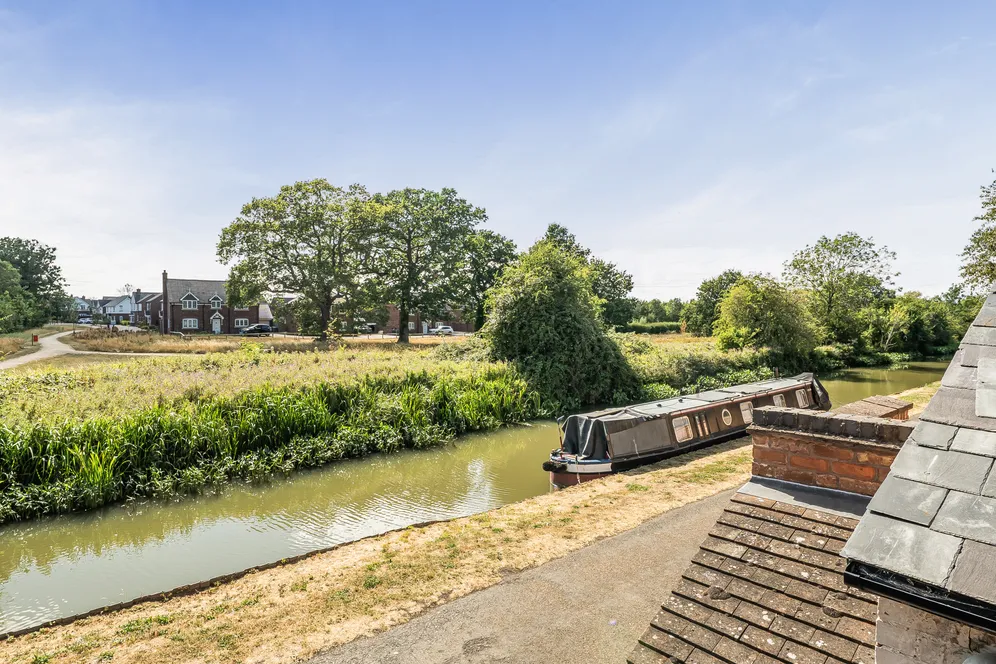 Bishopton Lane, Stratford-Upon-Avon, CV37 photo 9