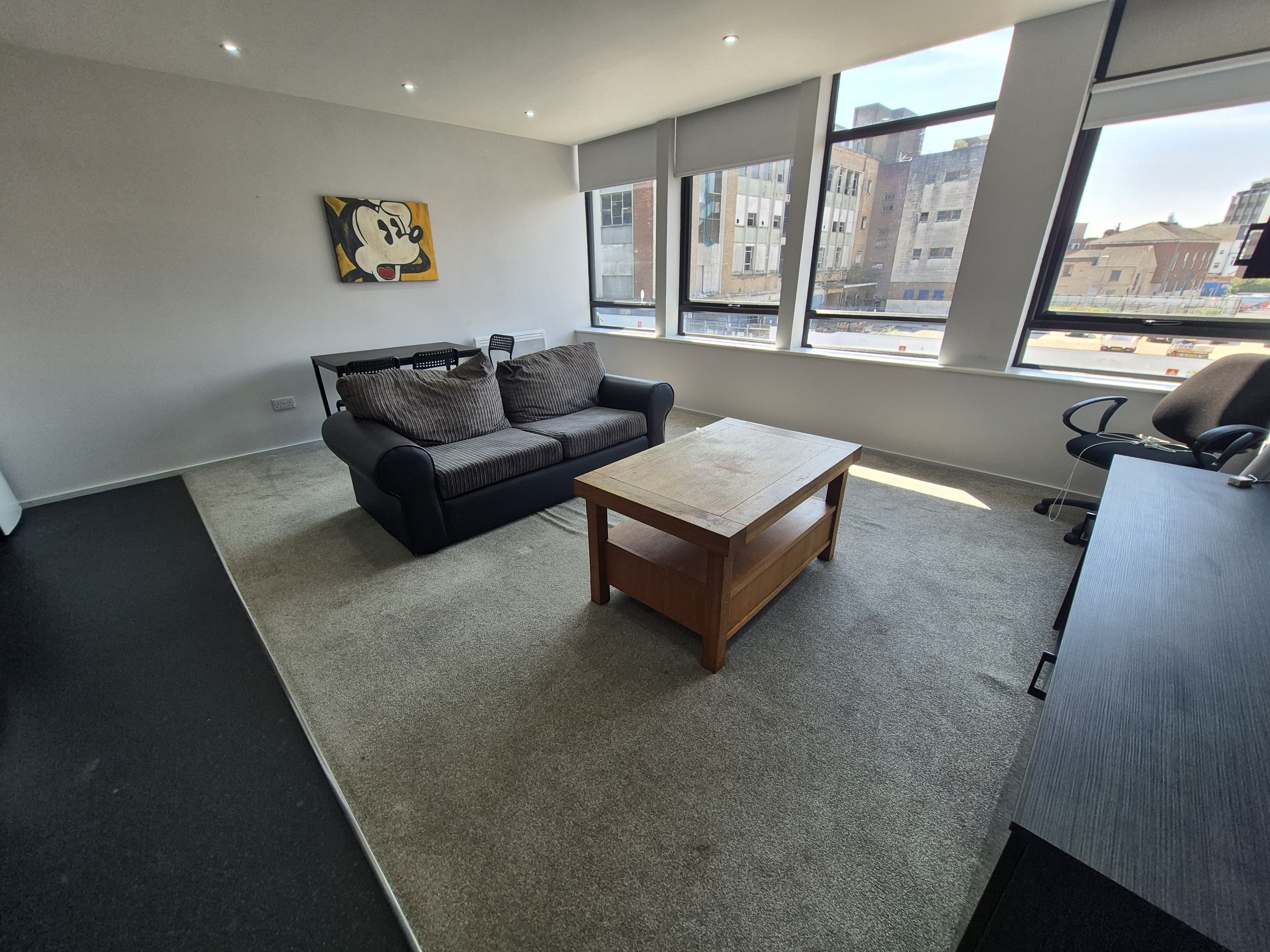 Apartment 6, South Block, Kingston House, Image 2
