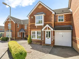 Jay Close, Lower Earley, Reading photo