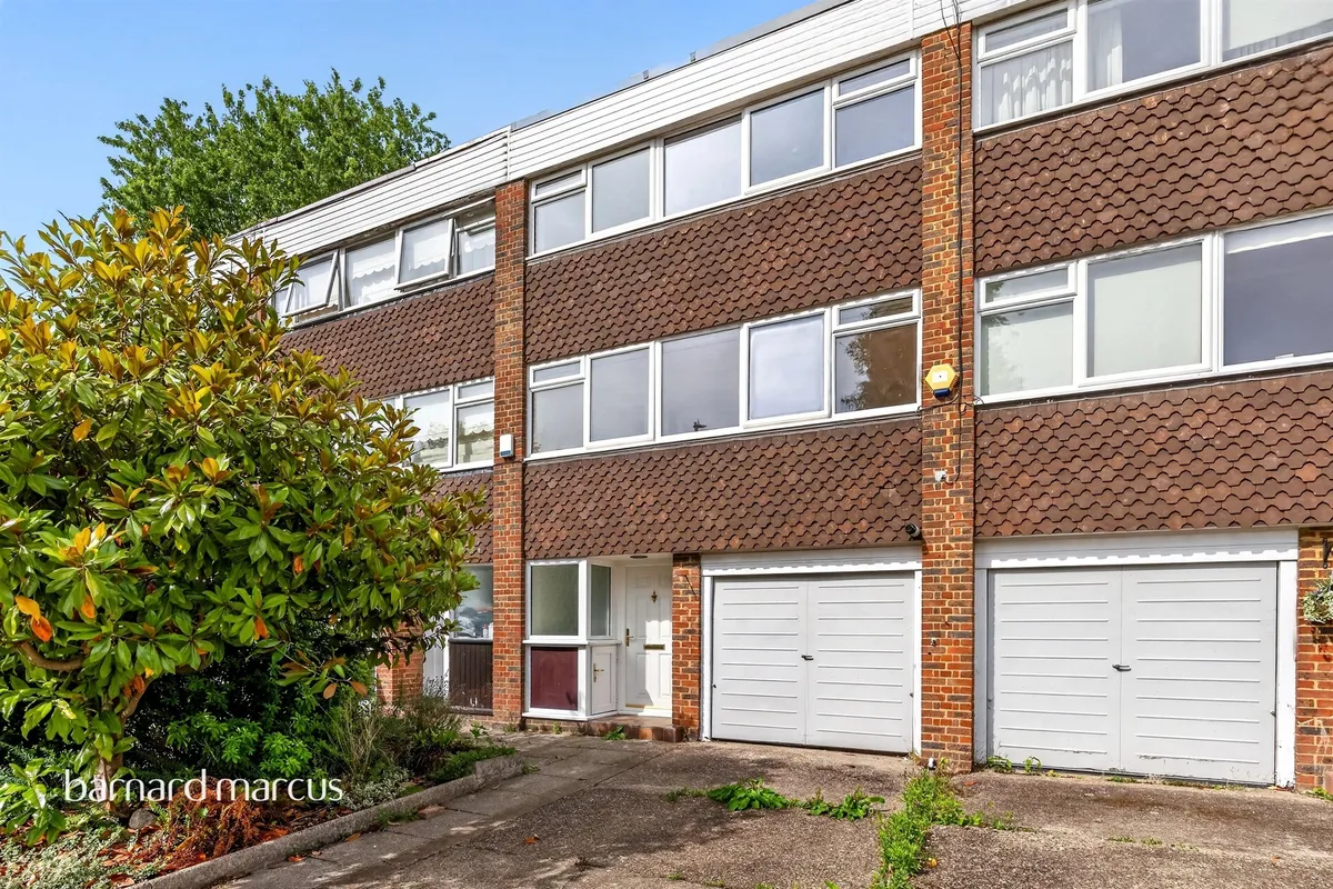 Chichele Gardens, Croydon