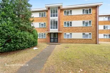Albion Road, Sutton
