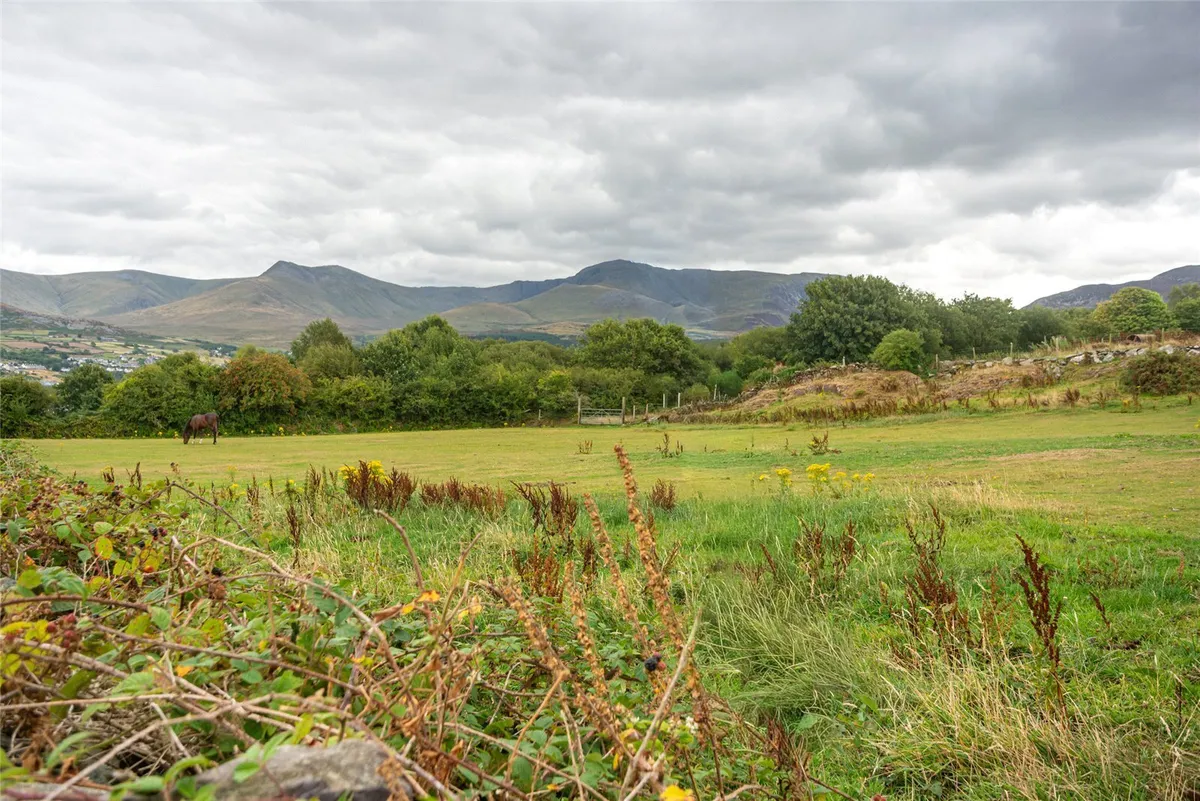 Pen Y Ffriddoedd, Tregarth, Bangor, Gwynedd, LL57