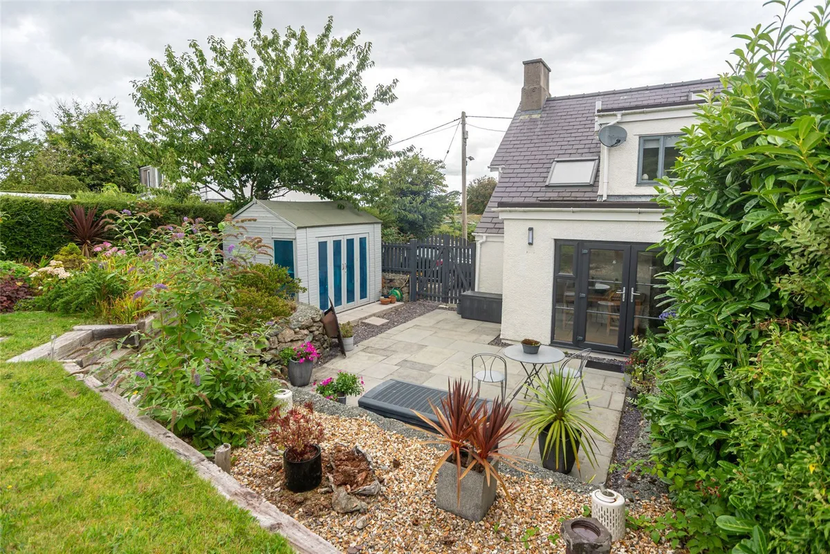 Pen Y Ffriddoedd, Tregarth, Bangor, Gwynedd, LL57
