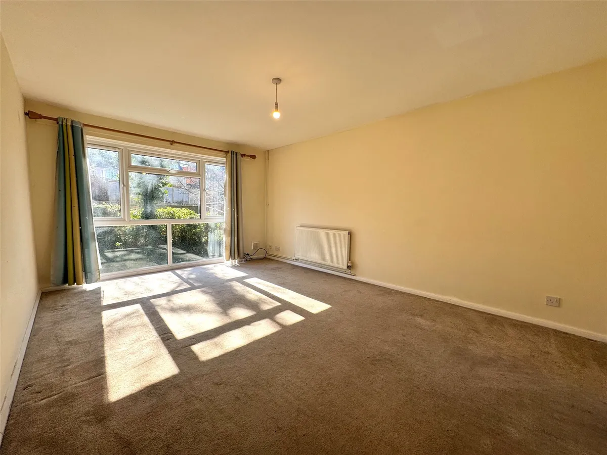 Holmesdale Road, North Holmwood, Surrey, RH5