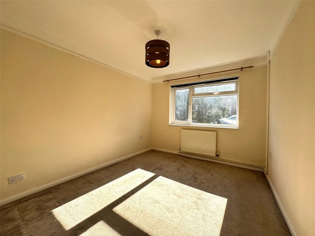 Holmesdale Road, North Holmwood, Surrey, RH5