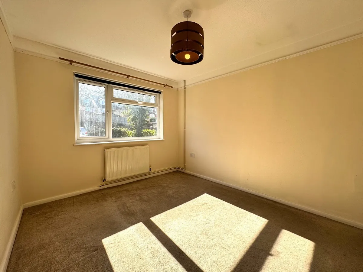 Holmesdale Road, North Holmwood, Surrey, RH5