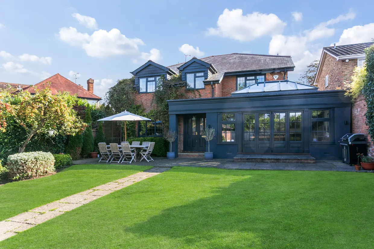 Elm Grove, Maidenhead, SL6 photo 1