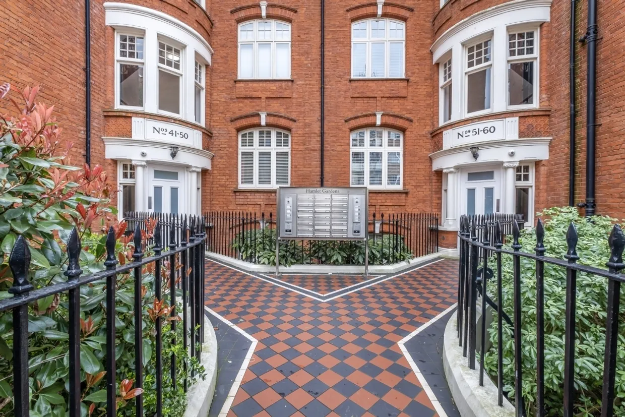 Hamlet Gardens, King Street, London, W6 photo 2