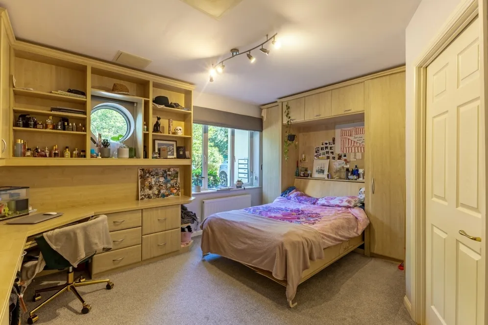 Blagdens Lane Southgate N14 photo 8