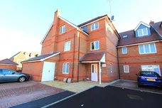 110 Larchfield Road, MAIDENHEAD
