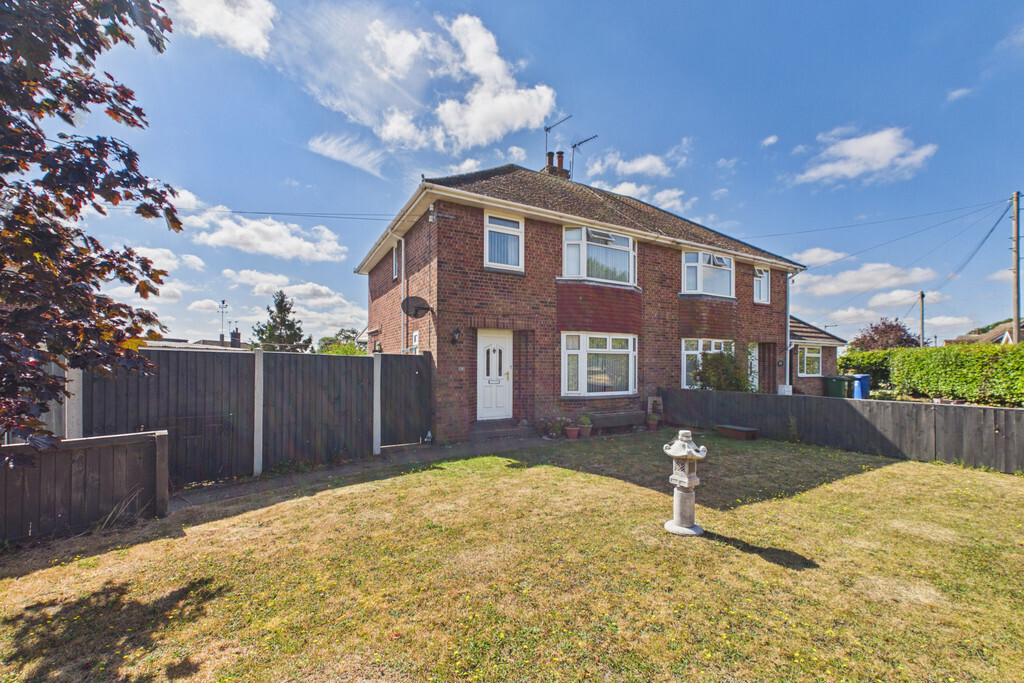 Queens Drive, Halesworth Image 5