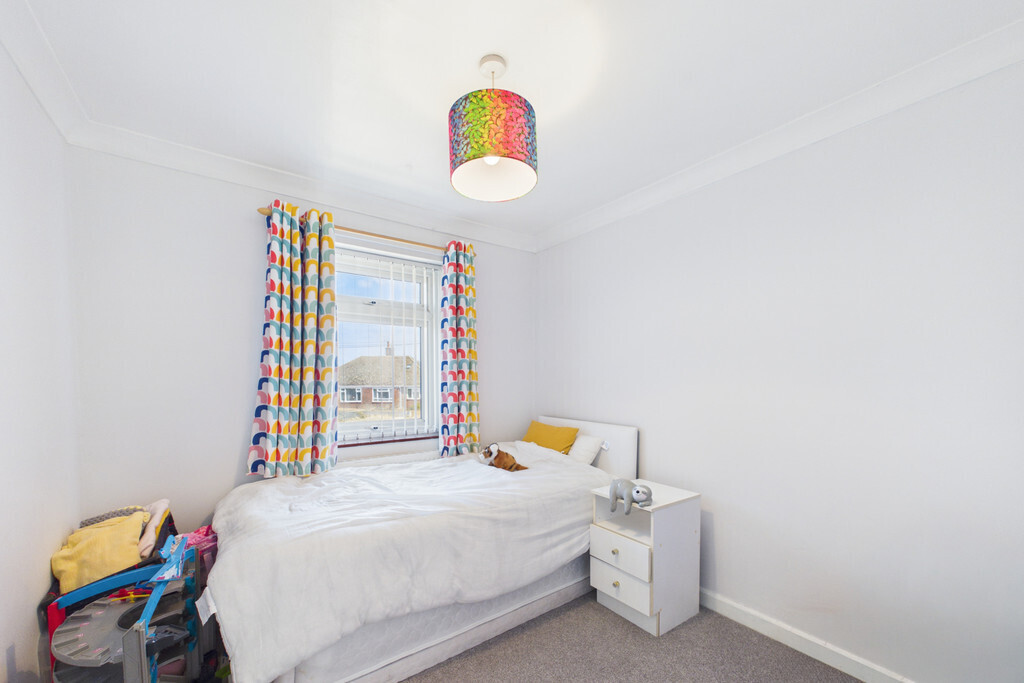 Queens Drive, Halesworth Image 15