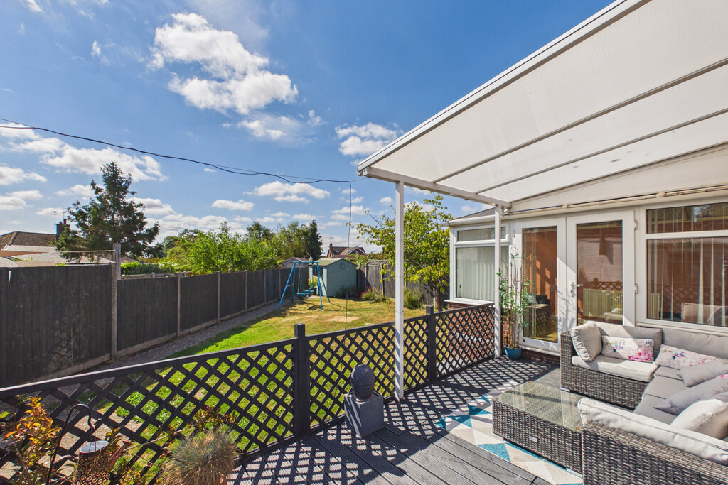 Queens Drive, Halesworth Image 21