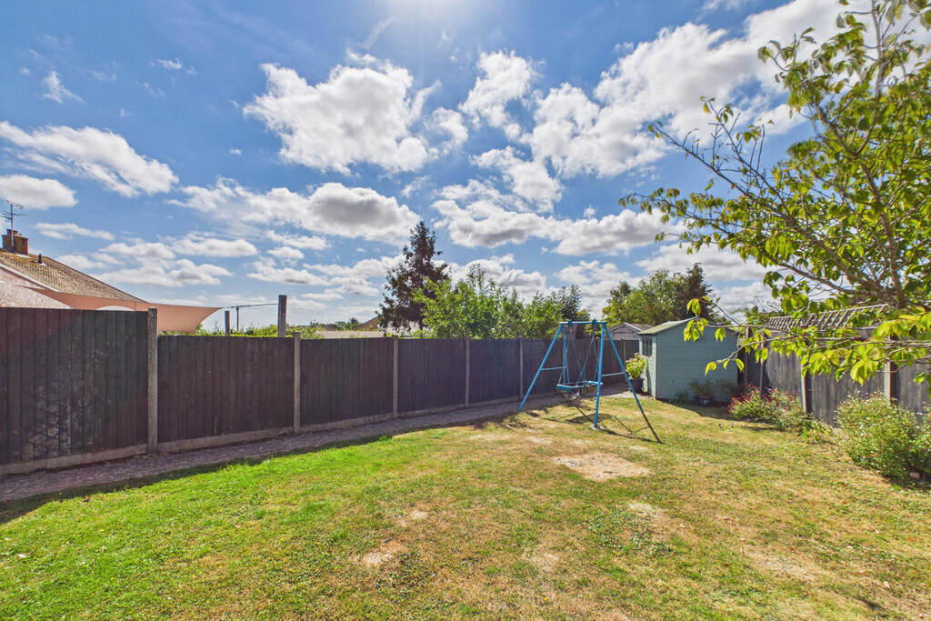 Queens Drive, Halesworth Image 22