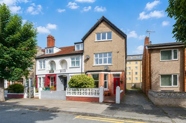 Victoria Avenue, Llandudno, Conwy, LL30