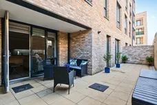 15 Dollis Valley Drive, Barnet, EN5 photo 8